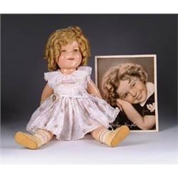 22” COMPOSITON SHIRLEY TEMPLE IN ORIGINAL BOX