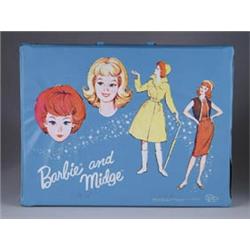 BARBIE & MIDGE VINYL TRAVELLING CASE WITH ACCESSORIES