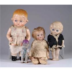 LOT OF FOURTEEN DOLLS