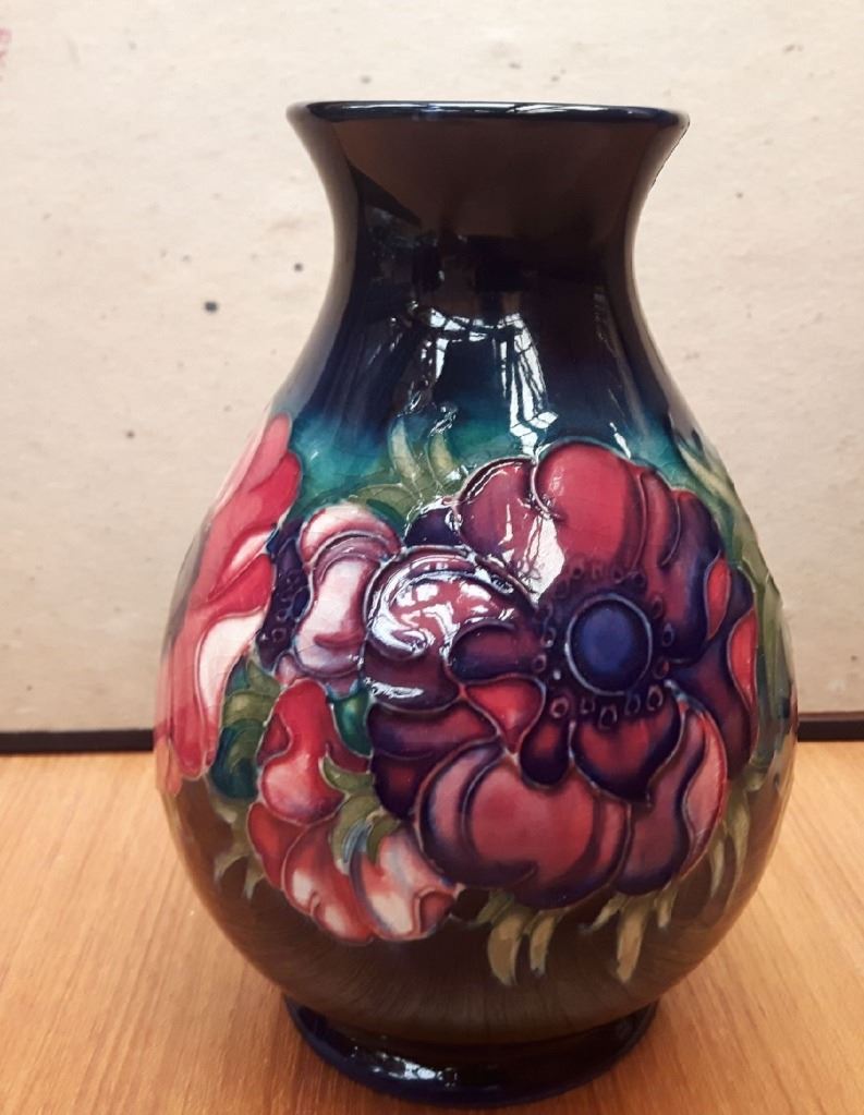 MOORCROFT 6' VASE