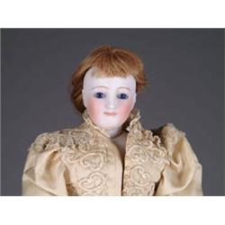 17-1/2in. RARE TWILL BODY PORTRAIT FASHION