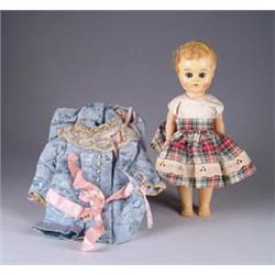 17 PIECES OF CLOTHING