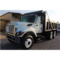 2010 INTERNATIONAL 7400 Dump Truck; VIN/SN:1HTWHAAR1AJ215813 -:- T/A, Int. diesel, Allison A/T, 40K 