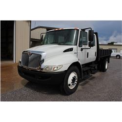 2011 INTERNATIONAL 4300 Flatbed Dump Truck; VIN/SN:1HTJTSKL0BH344904 -:- S/A, crew cab, Int. diesel,