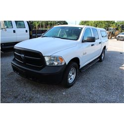 2015 DODGE 1500 Pickup Truck; VIN/SN:1C6RR7KG3FS738444 -:- 4x4, crew cab, V6 gas, A/T, AC, camper sh