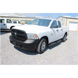 2015 DODGE 1500 Pickup Truck; VIN/SN:1C6RR7FG3FS747459 -:- 4x4, ext. cab, V6 gas, A/T, AC, bed cover
