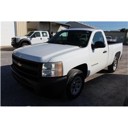 2011 CHEVROLET 1500 Pickup Truck; VIN/SN:1GCNCPEA7BZ327615 -:- V8 gas, A/T, AC, 38,852 miles