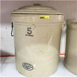 5 Gallon Medalta Crock w/Lid (Missing Handle)