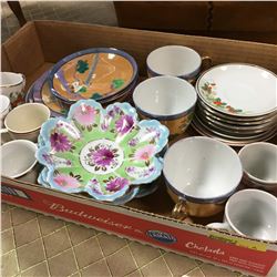 Tray Lot: Assorted China (Nippon, China, Avon Brazil)