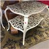 Image 2 : 2 Cast Iron - Ivory Color - Side Tables - Bird Pattern
