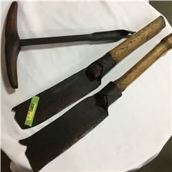 Log Hewing Tools & T Handle Drill