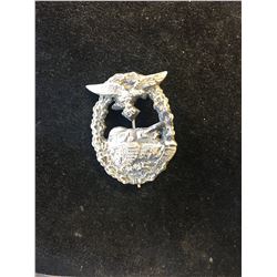 WWII GERMANY ARMOURED ASSAULT BADGE