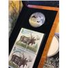 Image 2 : 2004 CANADA $5 THE MAJESTIC MOOSE SILVER COIN AND STAMP SET!