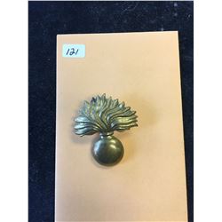 WWII CANADA FUSSILIERS CAP BADGE!
