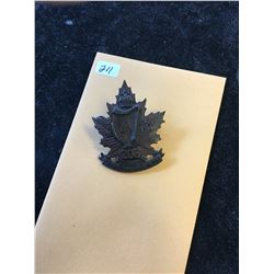 WWI 208th OVERSEAS CANADIAN IRISH BATTALION CAP BADGE! RARE!