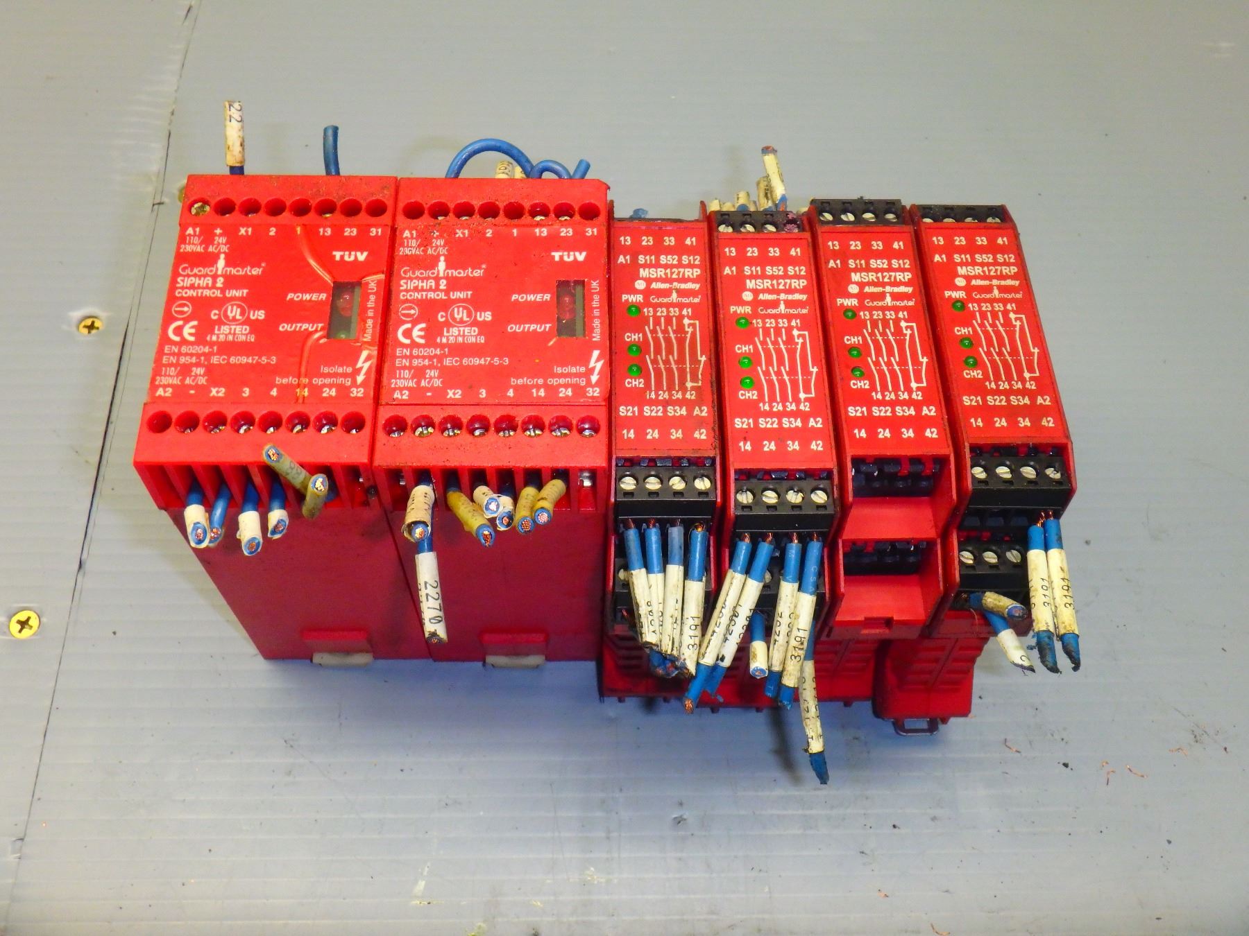 ALLEN BRADLEY BREAKERS AND SAFETY SWITCHES *SEE PICTURES* BTM Industrial