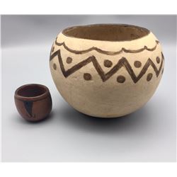 Pair of Tohono O’odham Pots