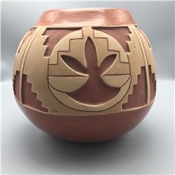 Large Tomasita Montoya Pot