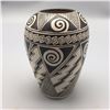 Image 3 : Hopi Pot by Tyra Naha