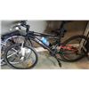 Image 1 : BLACK CCM BIKE