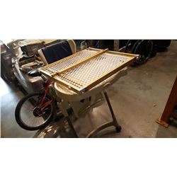GRACO HIGHCHAIR AND BABY GATE
