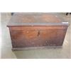 Image 2 : ANTIQUE WOOD TRUNK WITH KEYS