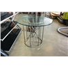 Image 2 : GLASSTOP METAL ENDTABLE