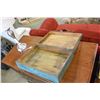 Image 2 : PAINTED WOOD BOX