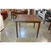 Image 2 : MODERN DINING TABLE