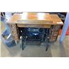 Image 2 : ANTIQUE SINGER SEWING MACHINE W/ TREADLE BASE
