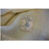 Image 2 : EATONS PURE WOOL BLANKET