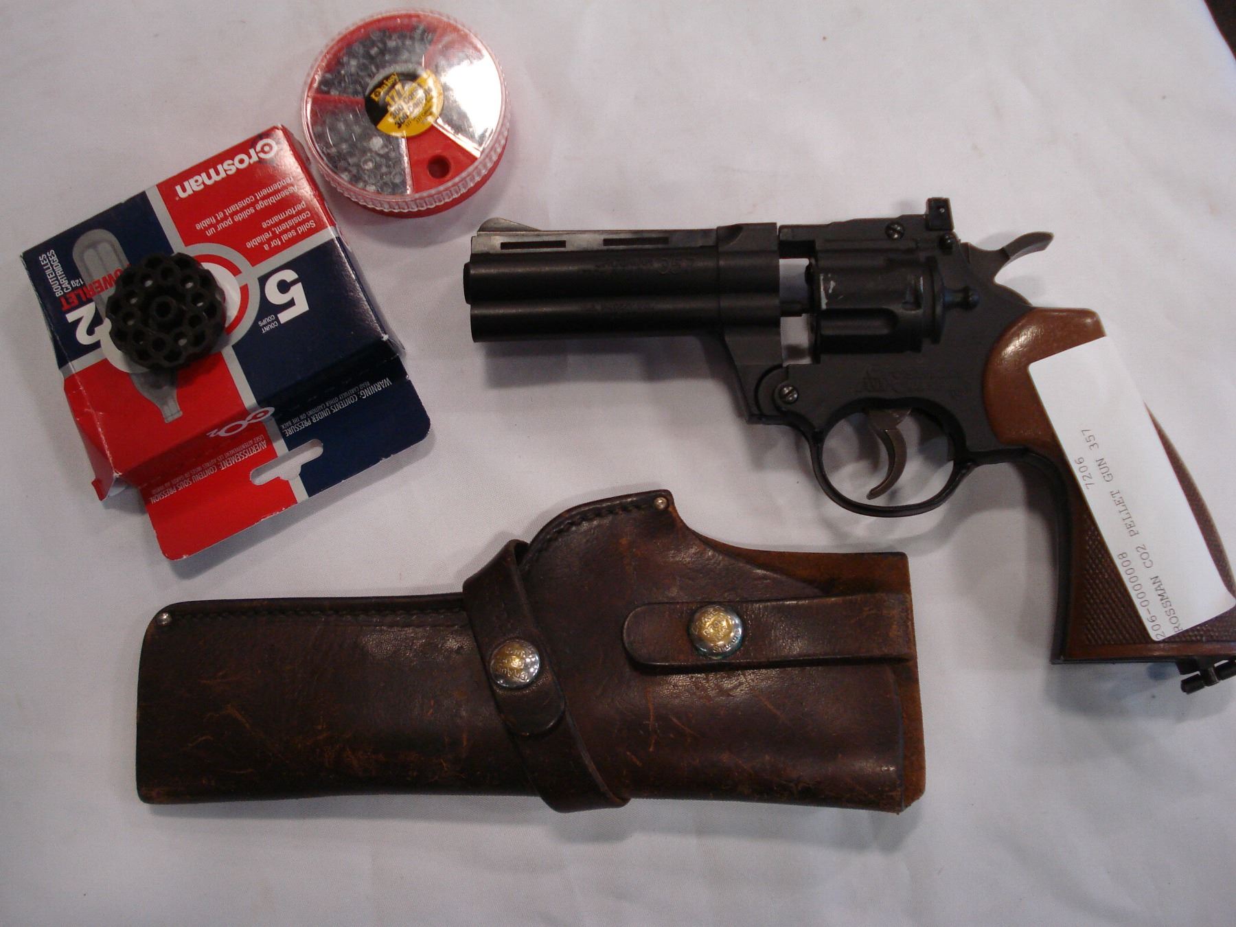 CROSSMAN CO2 PELLET GUN 357 CROSSMAN CO2 PELLET GUN 357