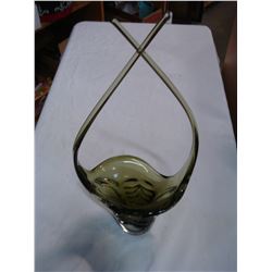 ART GLASS CENTERPIECE BOWL