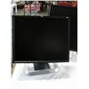 Image 2 : 2 HP MONITERS