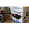 Image 2 : USB RECORDABLE TURNTABLE