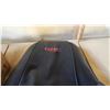 Image 3 : GNC MASSAGE CHAIR