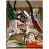 Image 1 : BOX OF ESTATE COLLECTIBLES