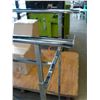 Image 3 : METAL CLOTHING RACK