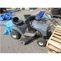 Murry Pro Series Ride-On-Lawnmower