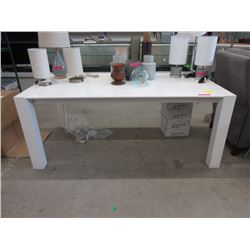 White Lacquer Table with Pop Up Leaf