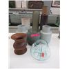 Image 1 : 8 Vases - Assorted Materials