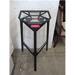 New 31" Geometric Metal Bar Stool