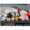 Image 1 : 13 Assorted Piggy Banks