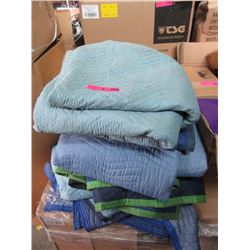 5 Shipping Blankets