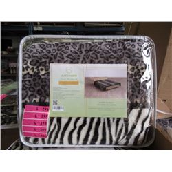 2 New Queen Size Animal Stripe Sherpa Blankets