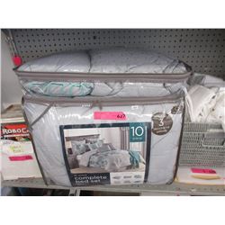 Queen Size Bed Set with Comforter