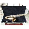 Image 1 : Tanner Saxophone in Fitted Case