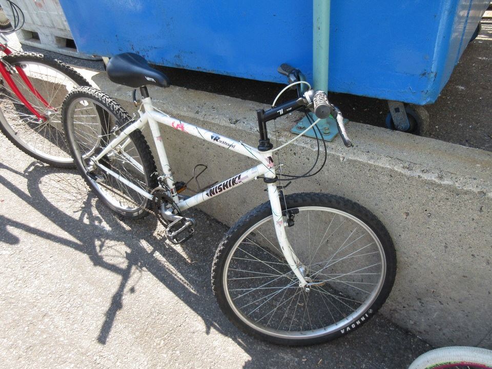 nishiki 21 speed mountain bike