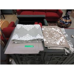 2 New Table Runners & 10 Placemats