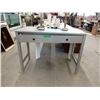 Image 1 : Grey Desk